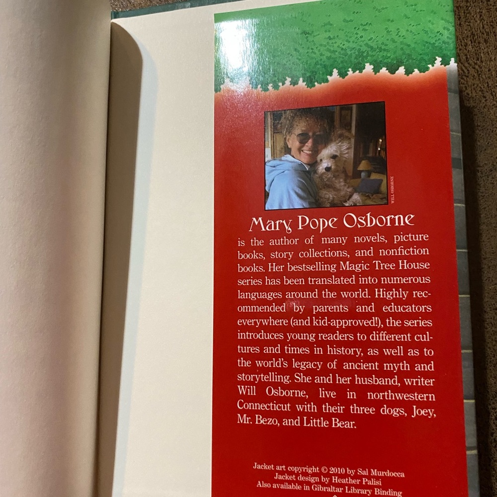 “A Ghost Tale for Christmas Time” Children’s Book Magic Tree House Series #44 - Picture 8 of 16